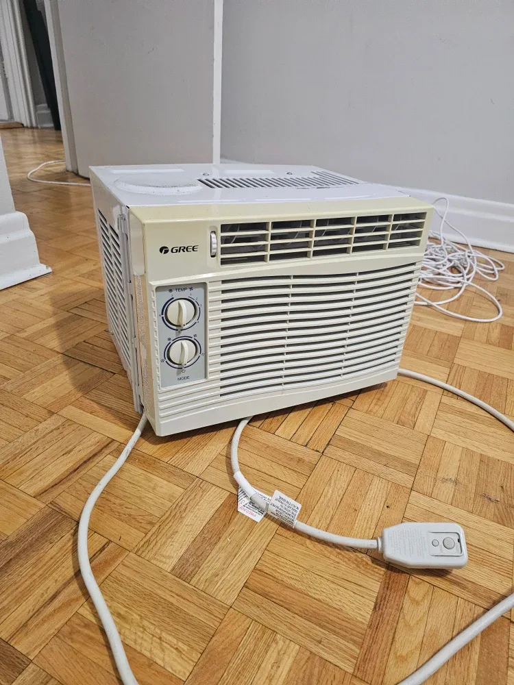 Gree Window Air Conditioner