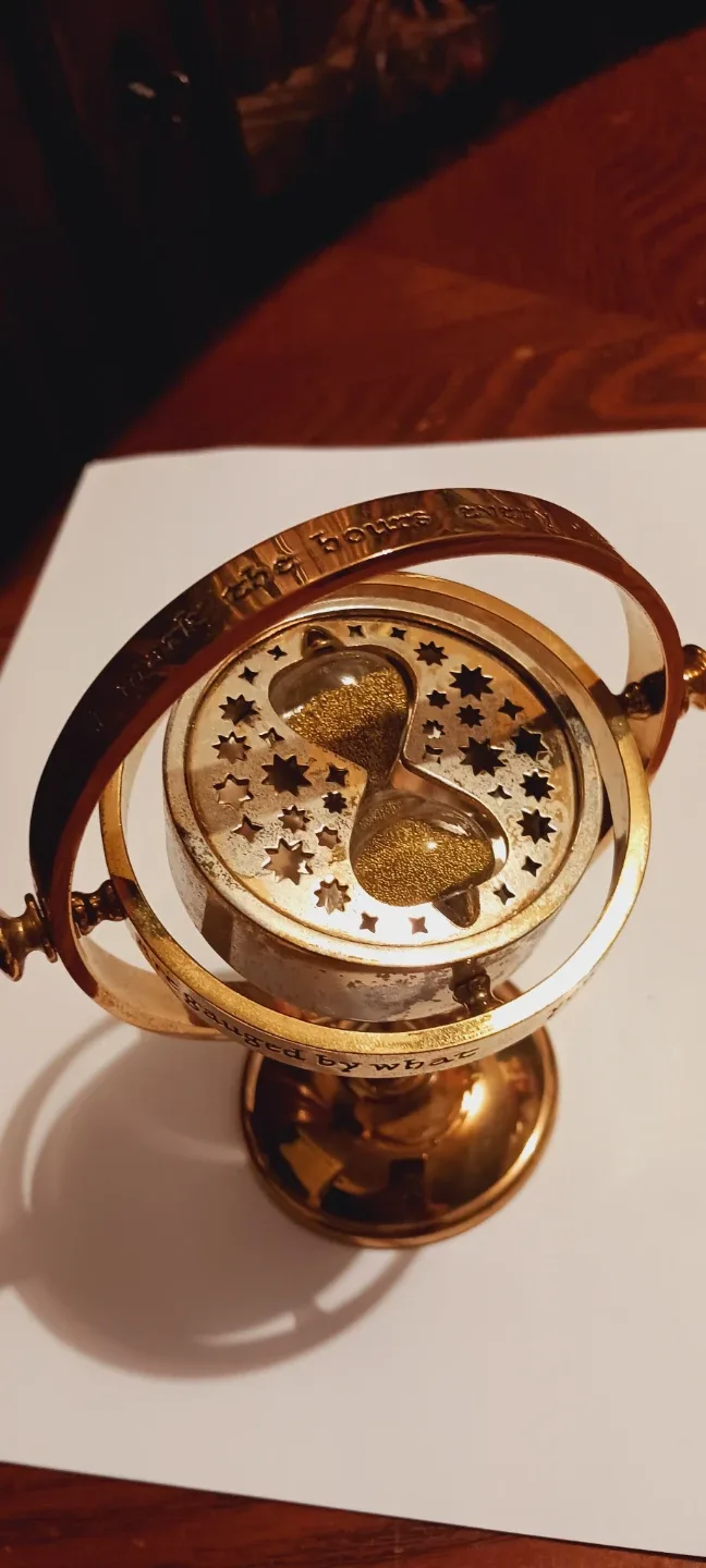 Harry Potter Time Turner Hourglass Clock thumbnail