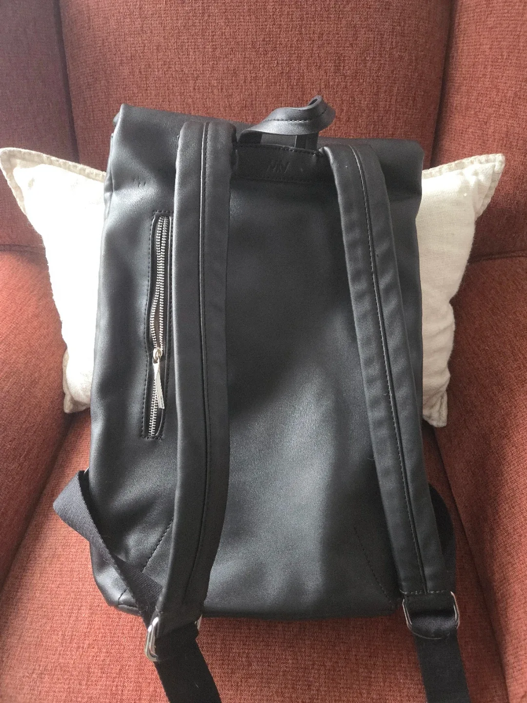 Matt & Nat Black Backpack image indicator(2)