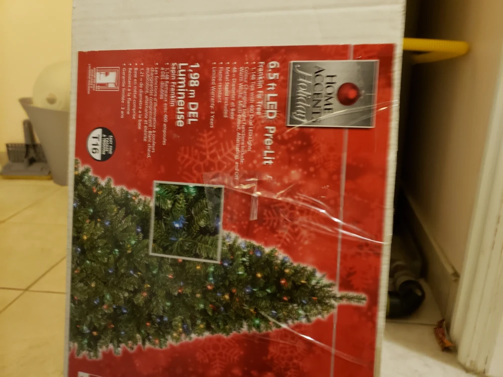 Home Accents Holiday 6.5ft Franklin Fir LED Tree