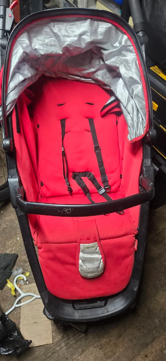 Gilt Kids Stroller - Red image indicator(2)