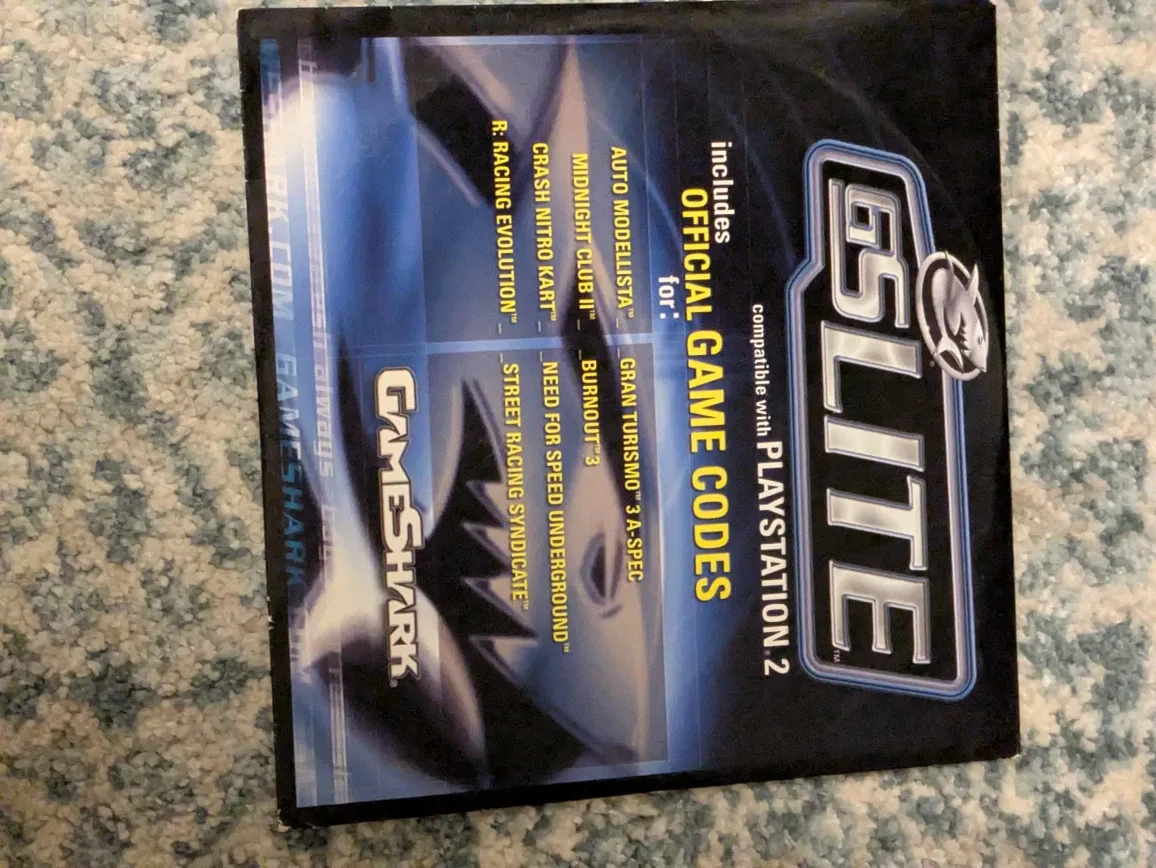 Mixed Lot of PC Games - Tiger Woods PGA Tour, Sims image indicator(10)