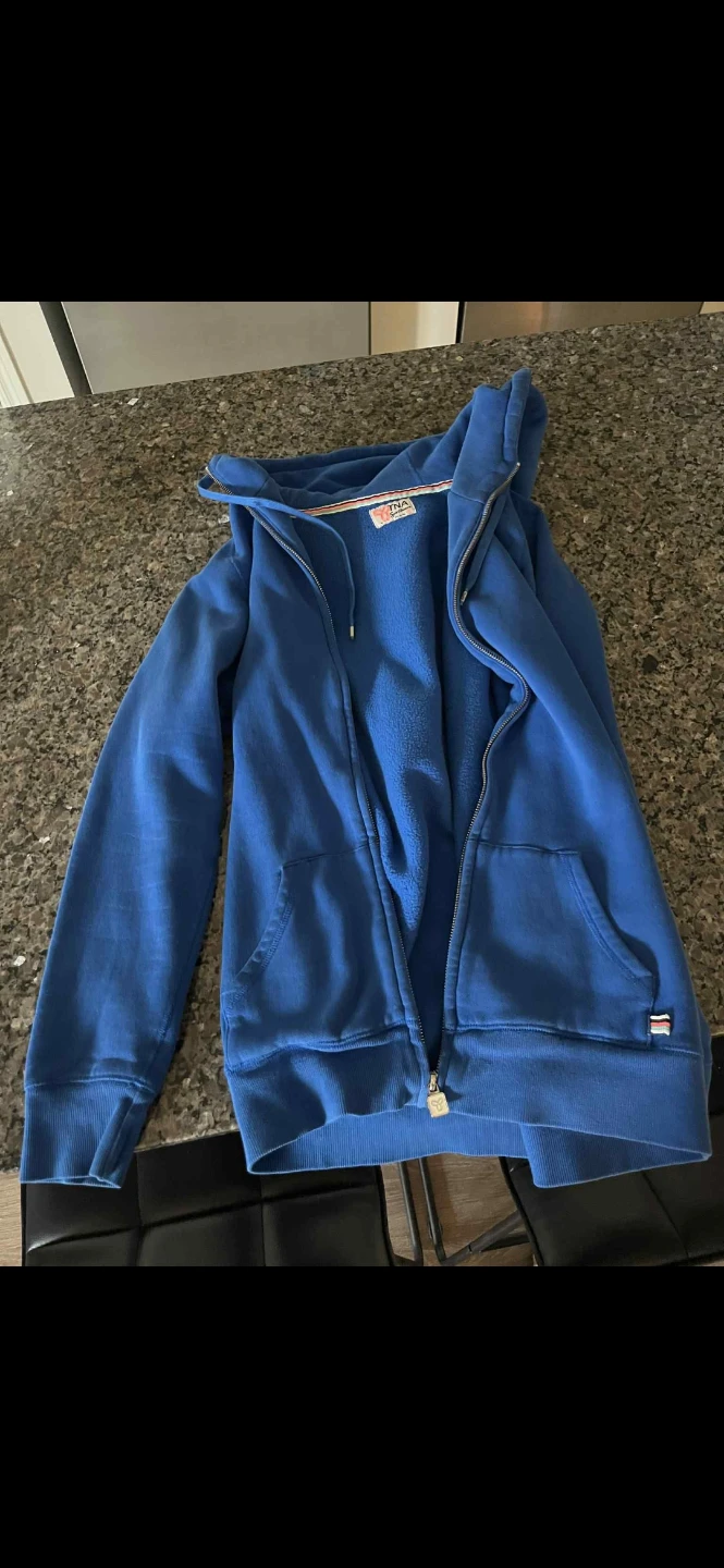 Mixed Clothing Lot - Hoodies, Tops, Dresses ,  shoes - photo 3
