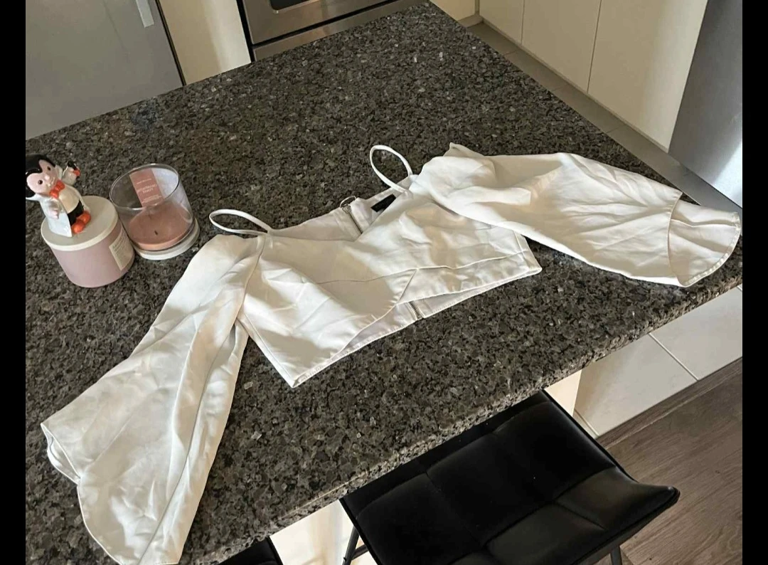 Mixed Clothing Lot - Hoodies, Tops, Dresses ,  shoes - photo 5