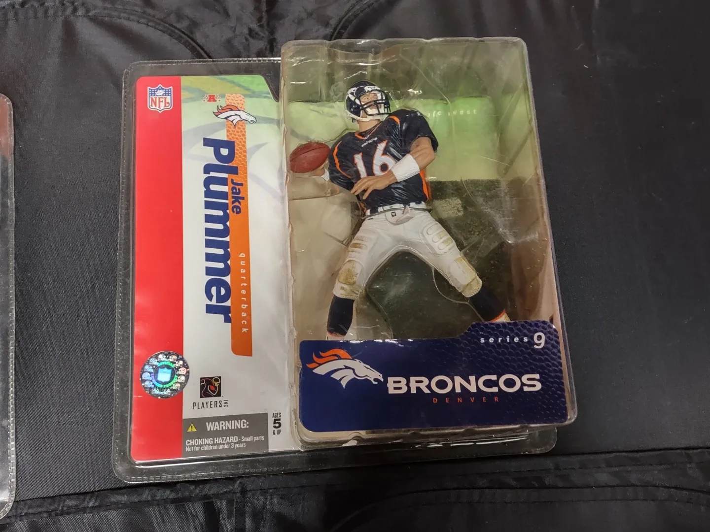 McFarlane NFL/NHL Action Figures image indicator(2)