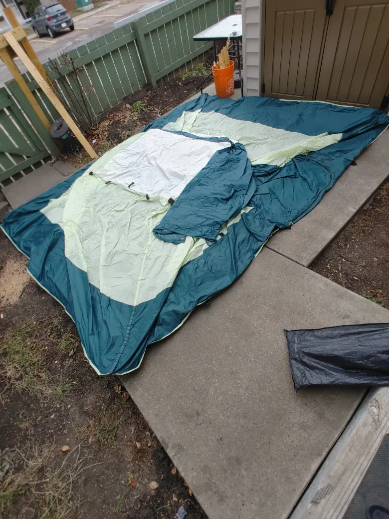 Grizzly Kodiak Tent image indicator(3)