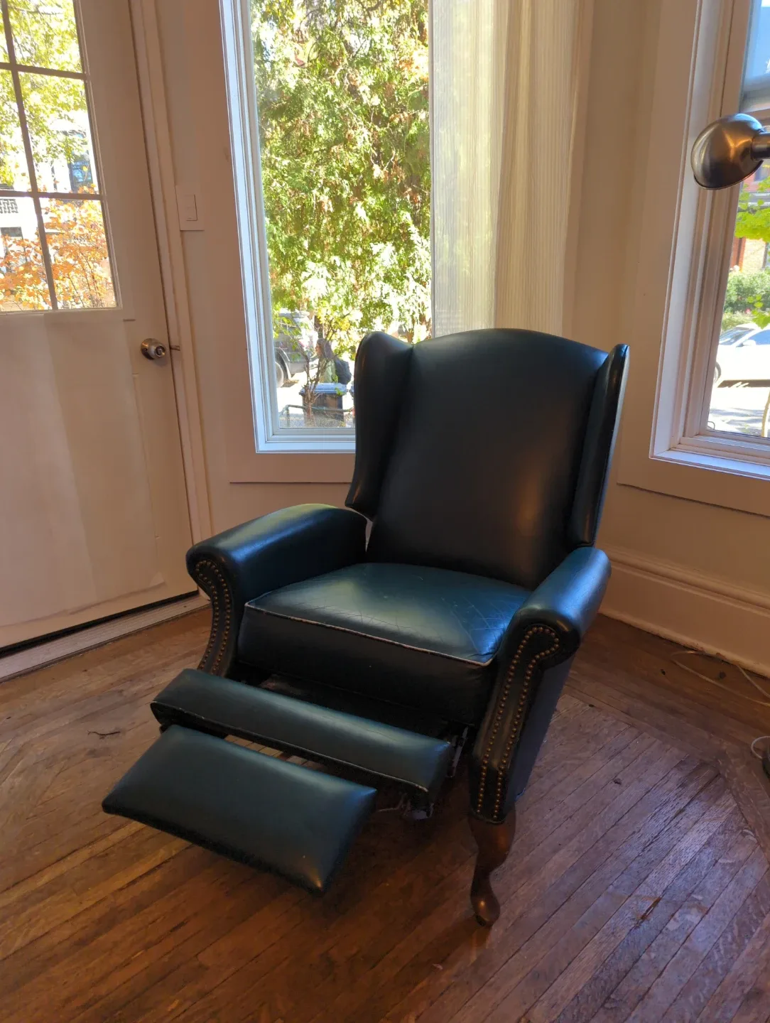 Leather Wingback Recliner Armchair - Dark Green image indicator(2)