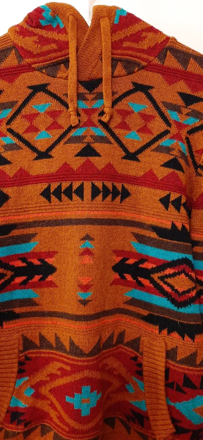 American Eagle Aztec Hoodie - Size S image indicator(8)