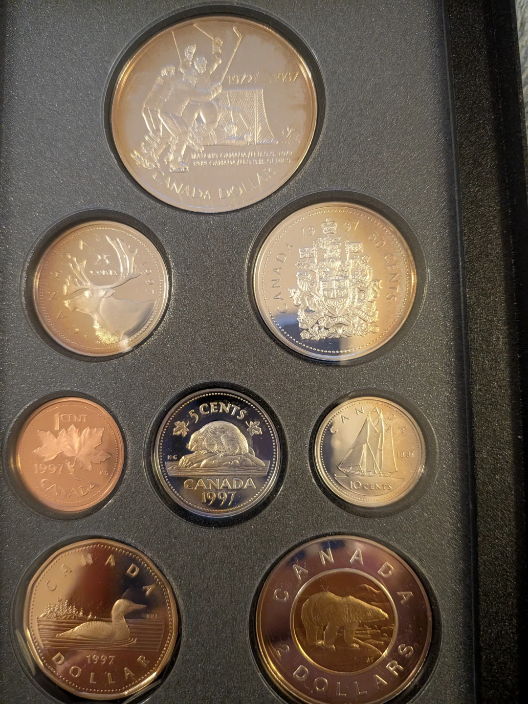 Team Canada 1972 Collection: Cards, Coins, Book, Stamps - photo 2