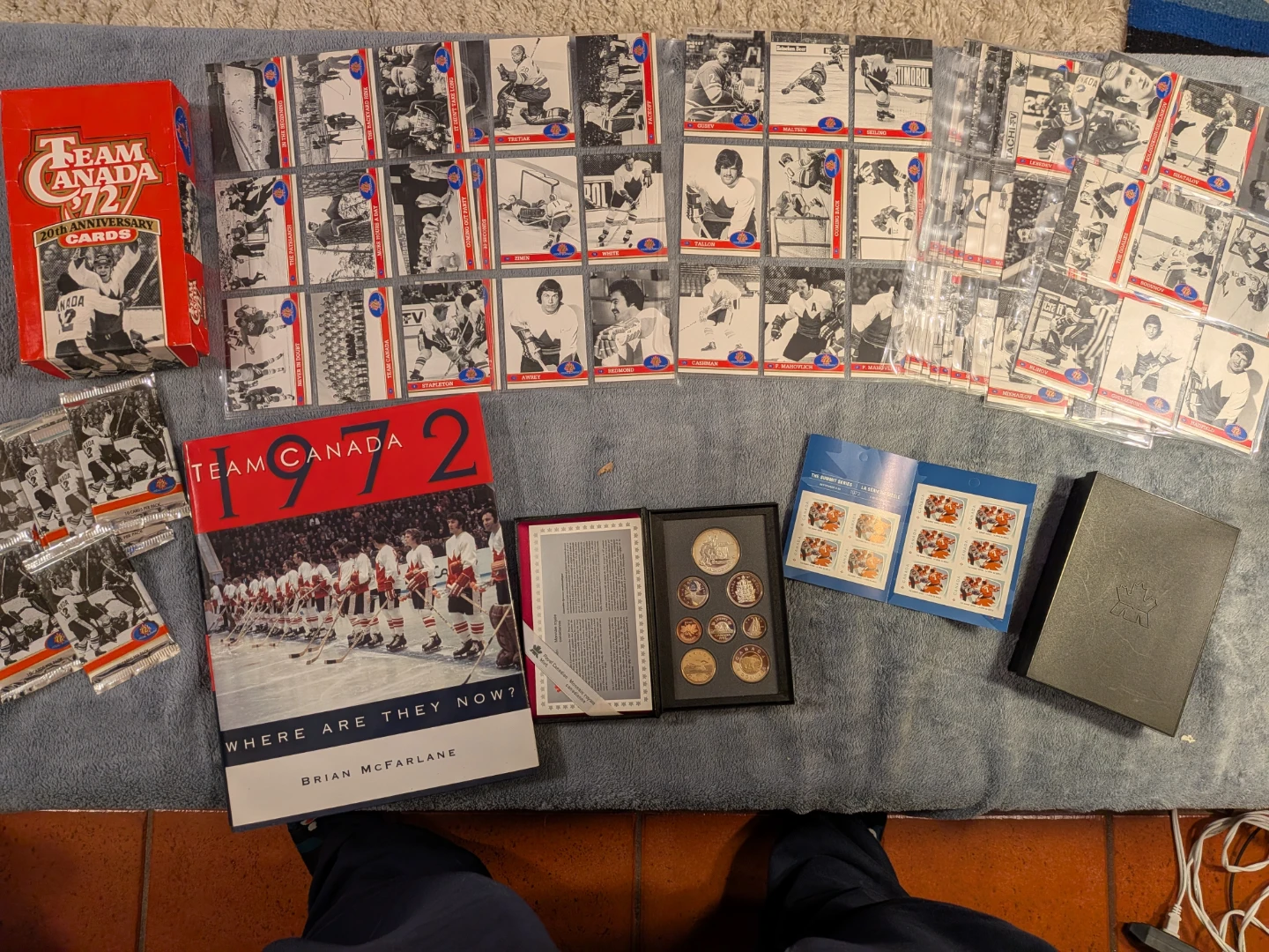 Team Canada 1972 Collection: Cards, Coins, Book, Stamps - photo 5