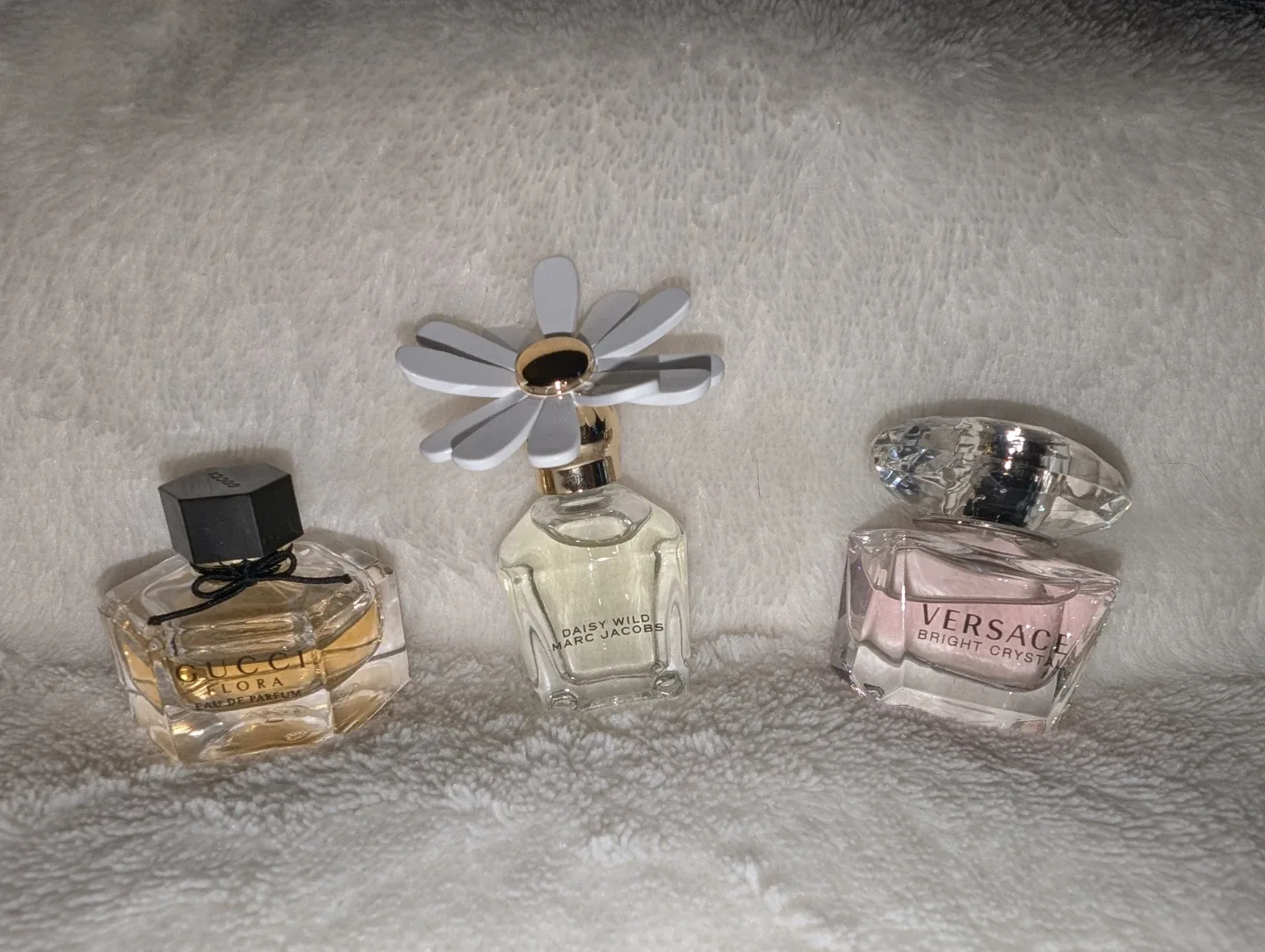 Mini Perfume : Commodity, Nest, Gucci, Versace & More image indicator(2)