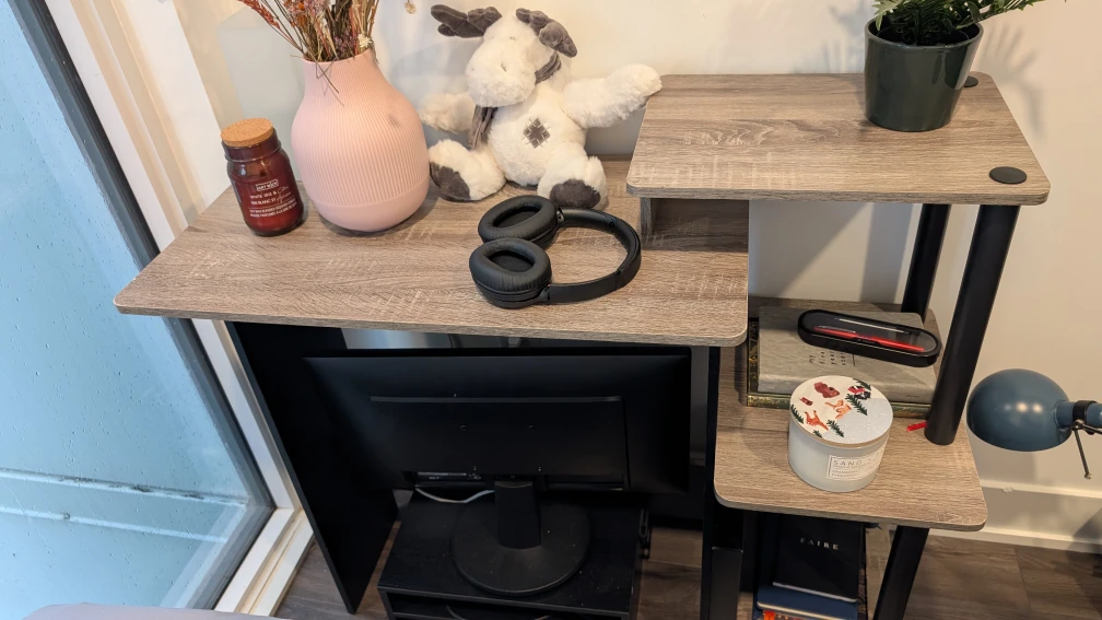 Small wooden desk - photo 3