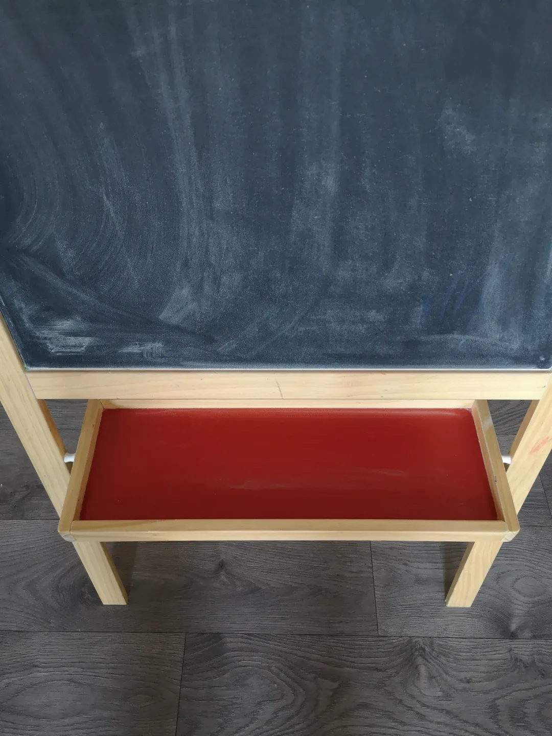 Kids Easel - Whiteboard & Chalkboard image indicator(4)