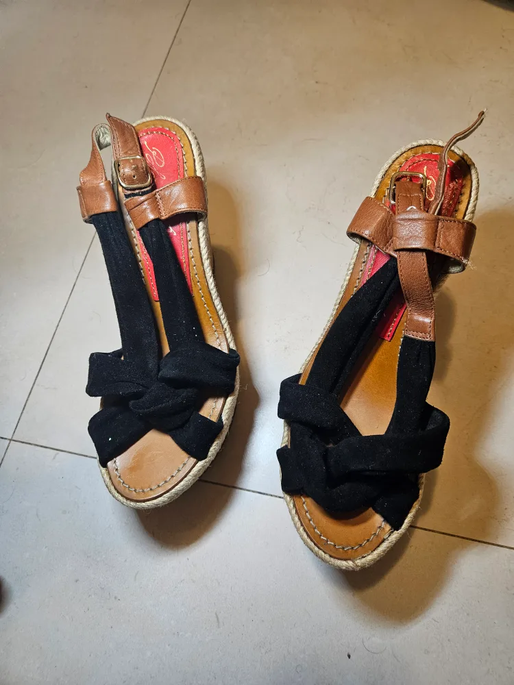Just Cavalli Wedge Sandals - Size 9 image indicator(2)