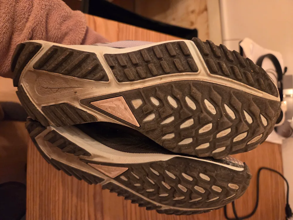 Nike Pegasus Trail 4 Gore-Tex Women's US 8 image indicator(3)