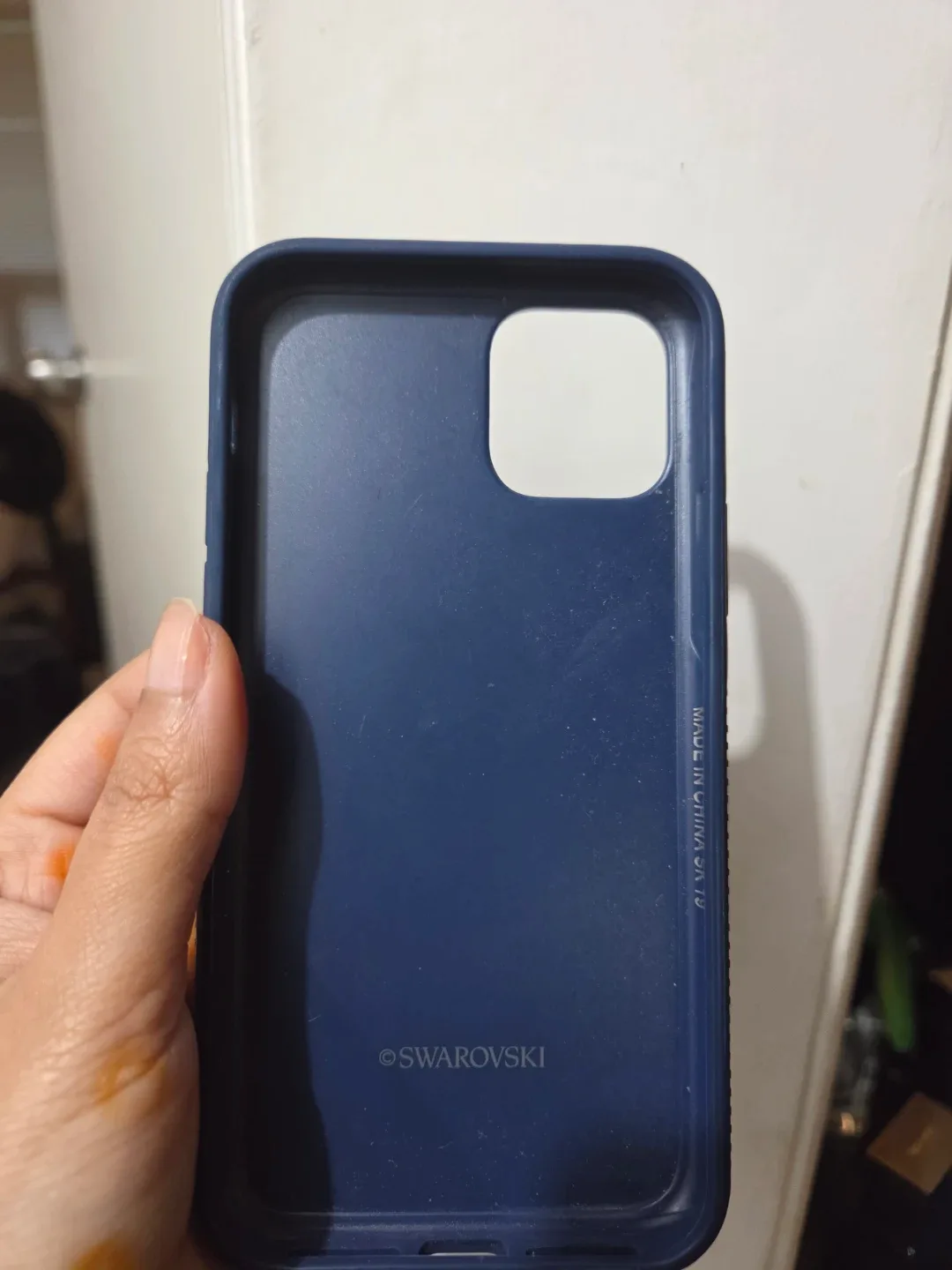 Swarovski iPhone 11 Pro Case image indicator(3)