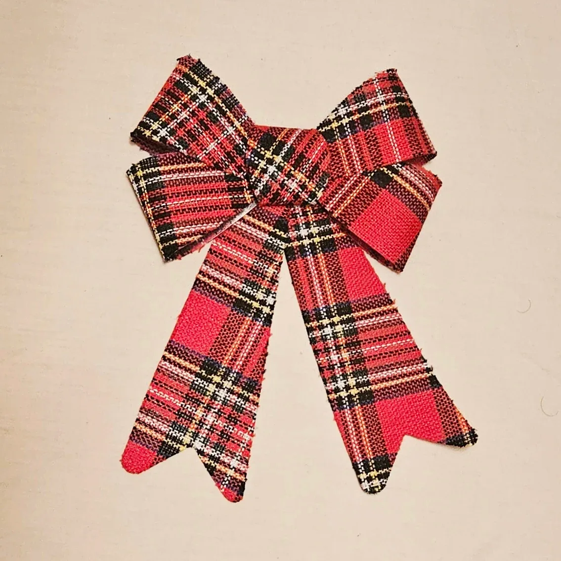 Red Plaid Christmas Bow 🌲🎊✨️ #freecycle
