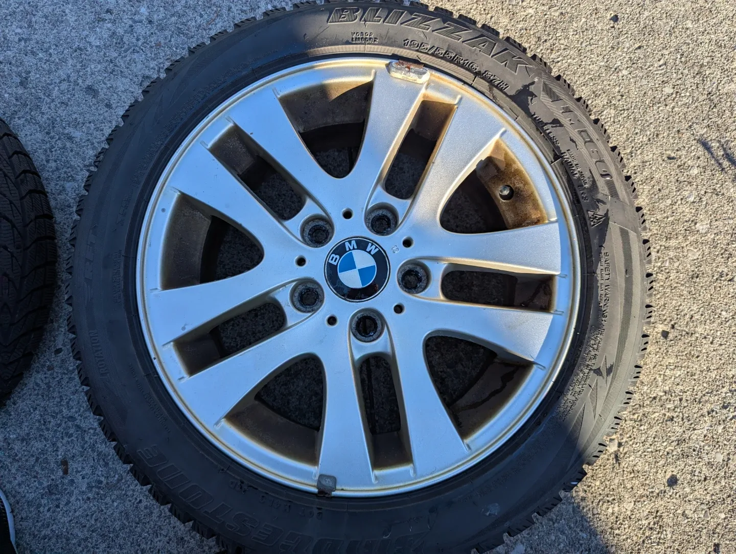 BMW Winter Tires on Rims - Set of 4 image indicator(2)