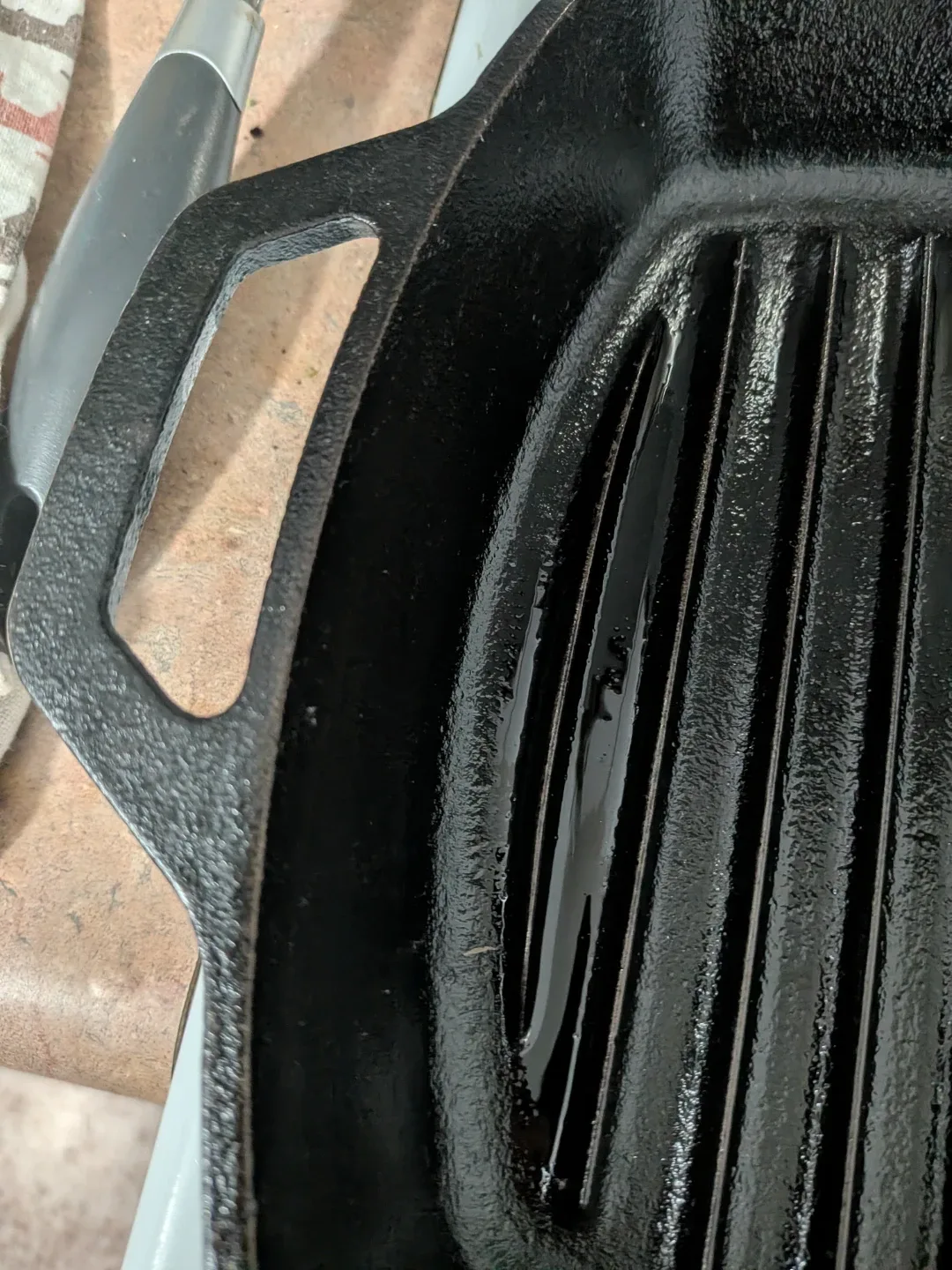 Lodge Cast Iron Grill Pan - Black image indicator(6)