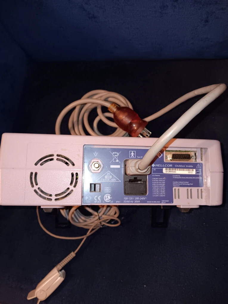 Nellcor  Pulse Oximeter/Oxygen monitor - photo 4