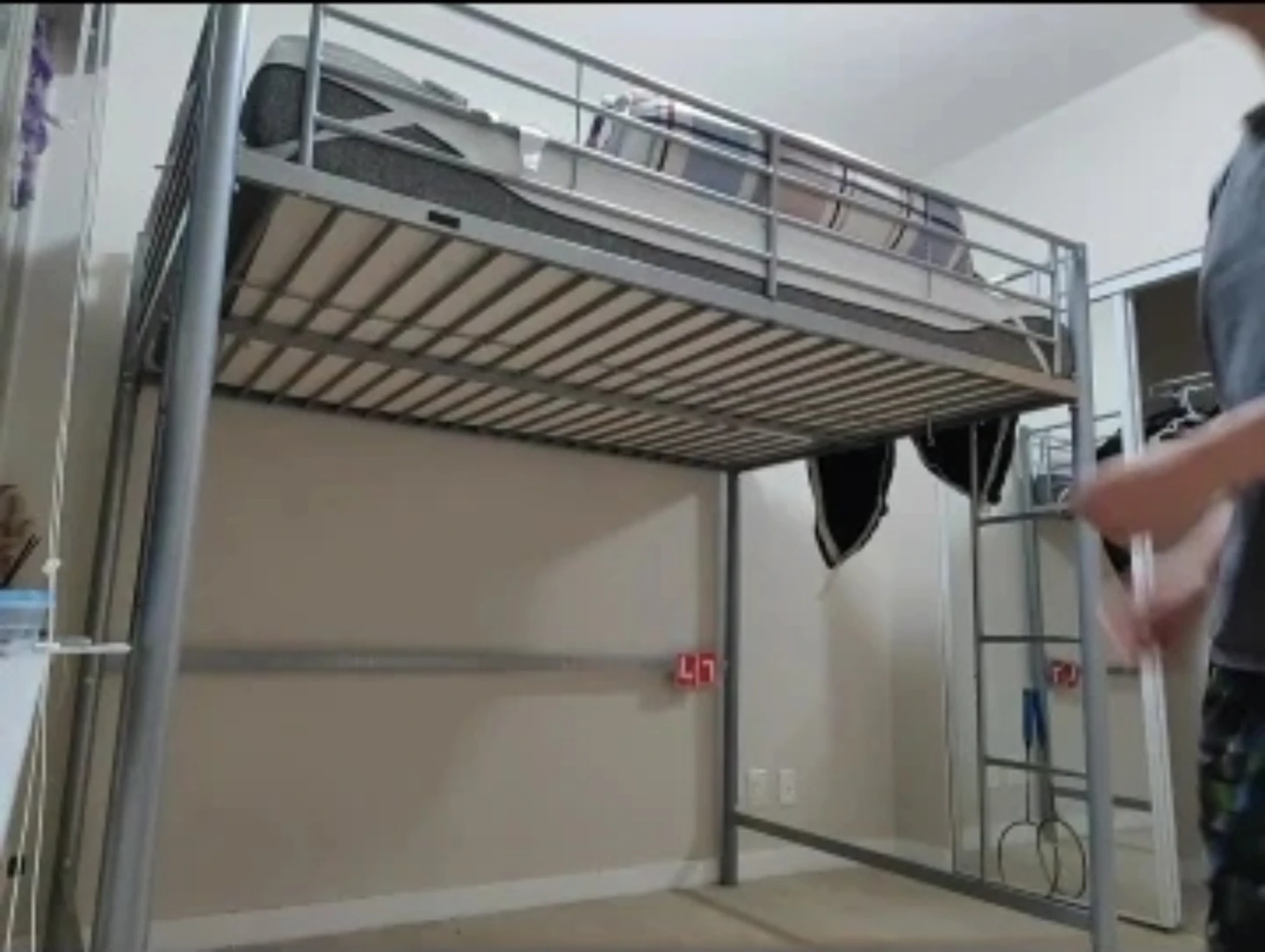 Silver Metal Loft Bed (Twin Size) - photo 4