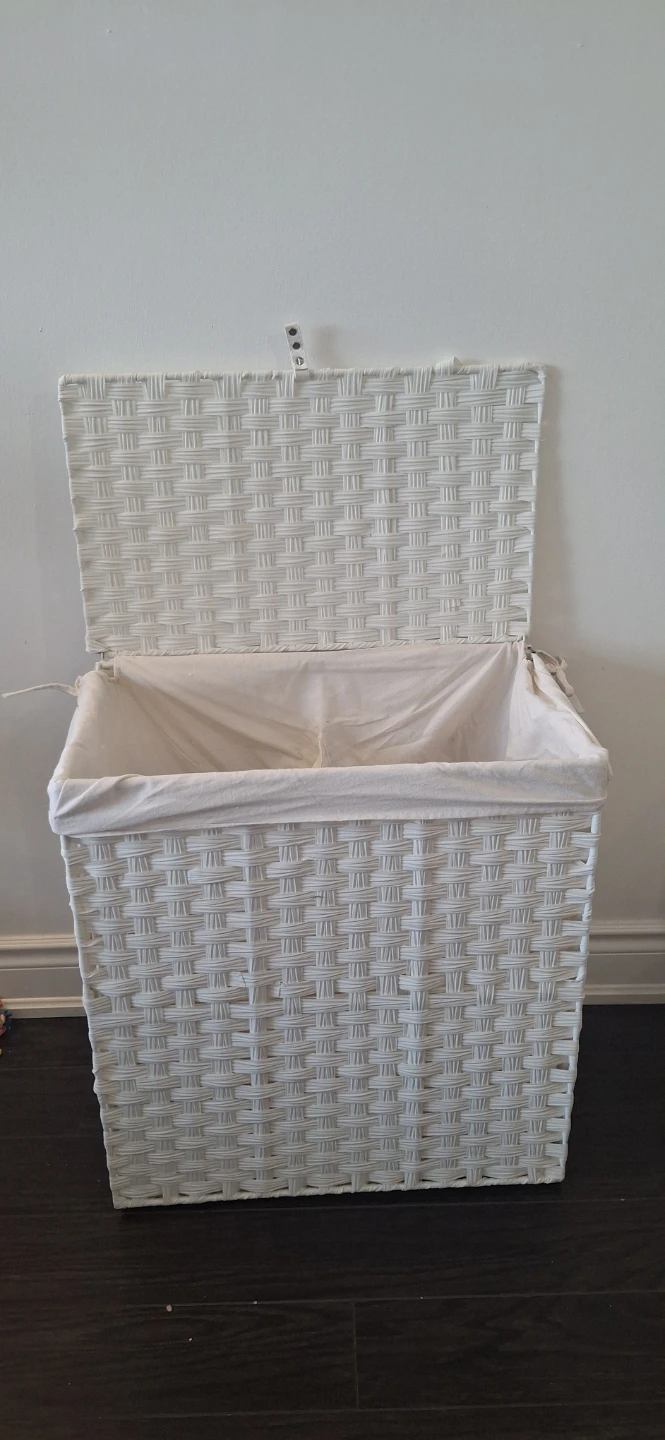 White Wicker Laundry Hamper with Lid - photo 2