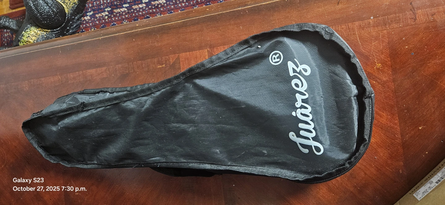 Juarez Black Ukulele with Case - photo 2