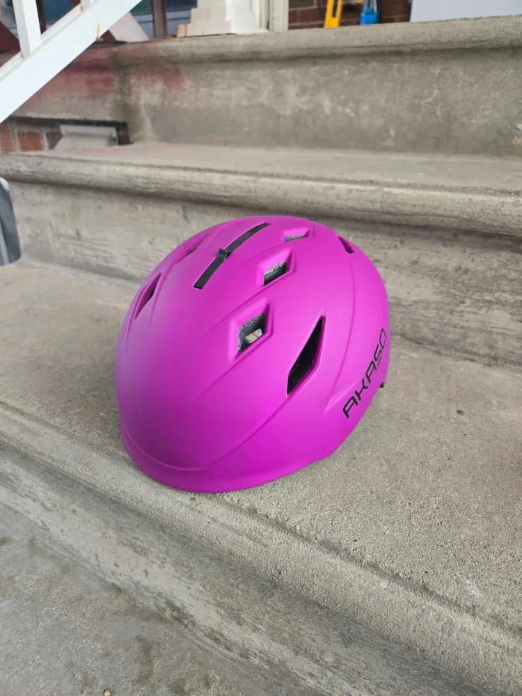 AKASO Ski/Snowboard Helmet - Size M - Purple