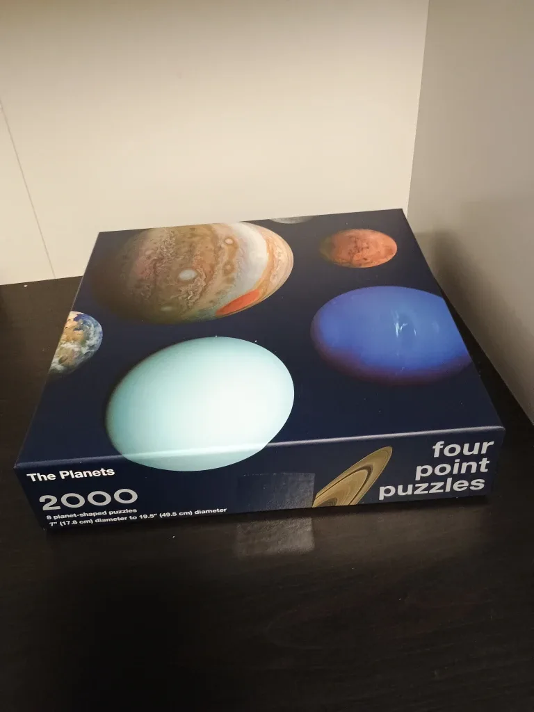 The Planets 2000 Piece Puzzle New sealed box