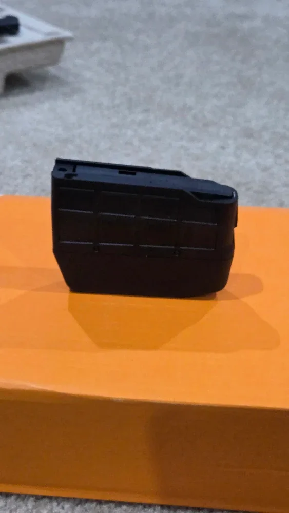 New Tikka Rifle with Box and Manual image indicator(7)