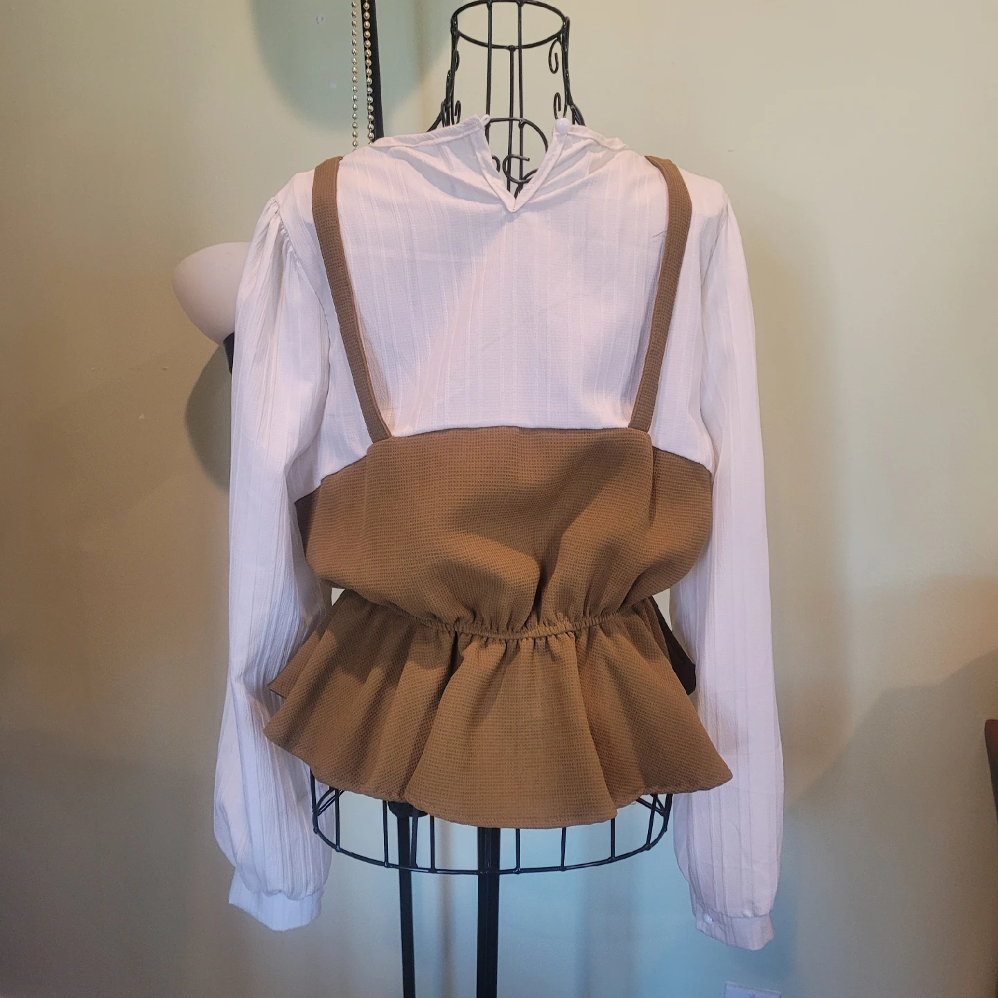 Unworn/New Brown Peplum Top with White Long Sleeve - photo 2