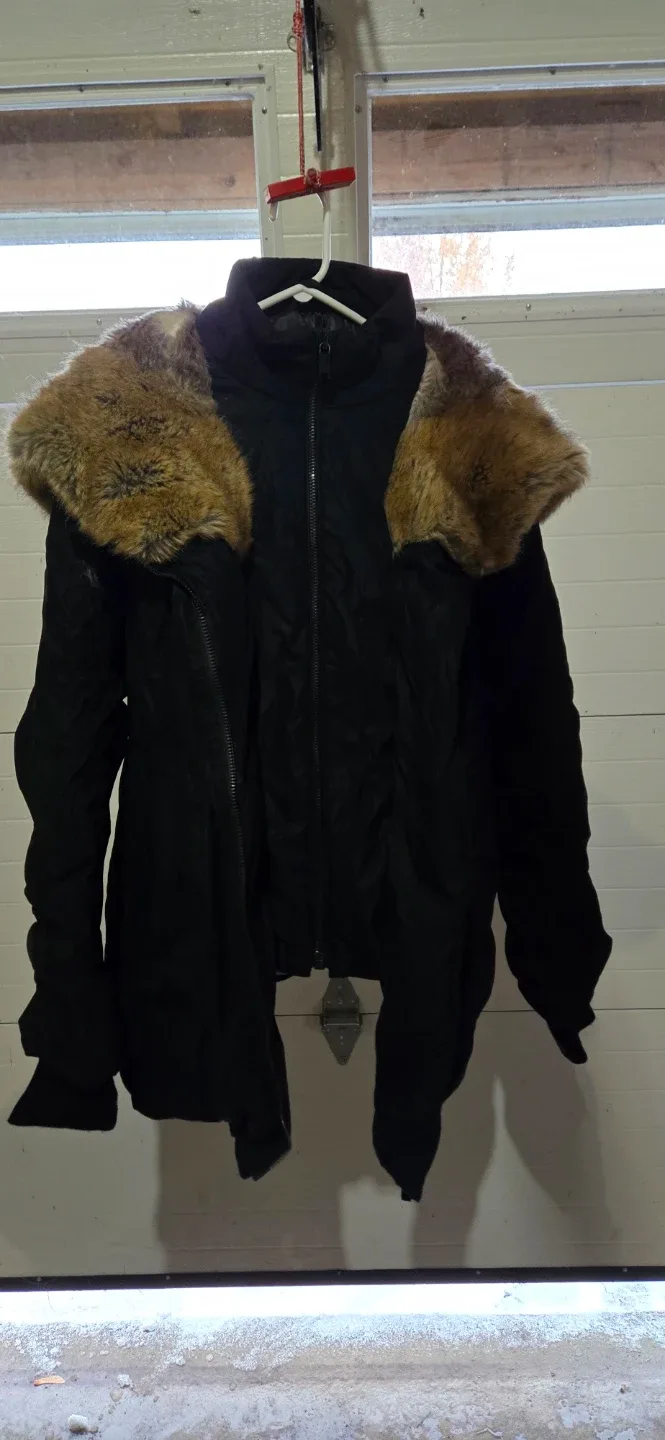 Large Babaton Harrison Parka - Black image indicator(5)