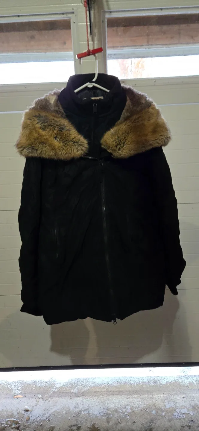 Large Babaton Harrison Parka - Black image indicator(6)