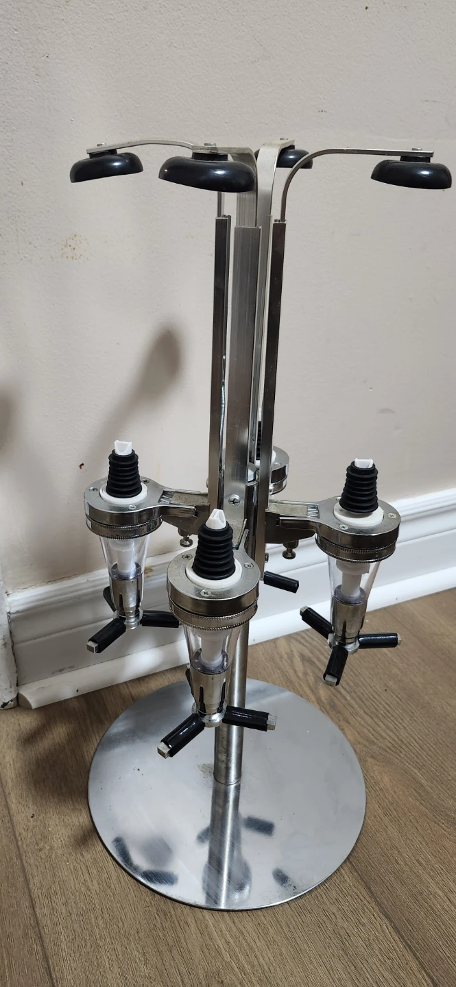 Liquor Dispenser, 4 Bottle Revolving Bar Butler - photo 2