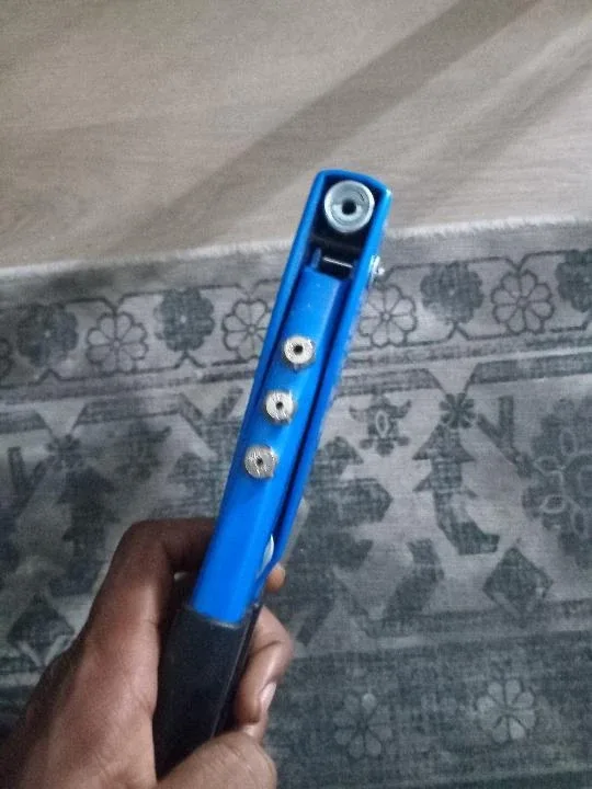 Mastercraft One Hand Rivet Gun image indicator(2)