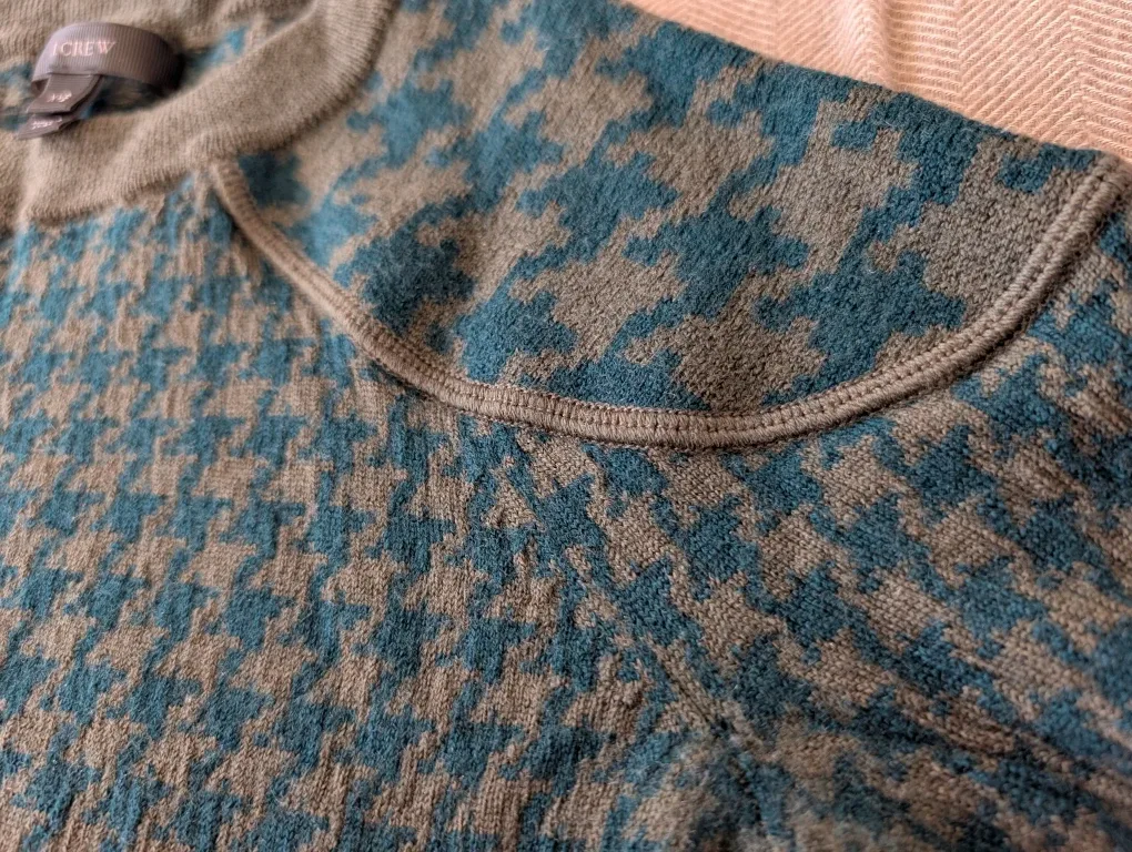 J. Crew Houndstooth Sweater - Size XXS image indicator(2)