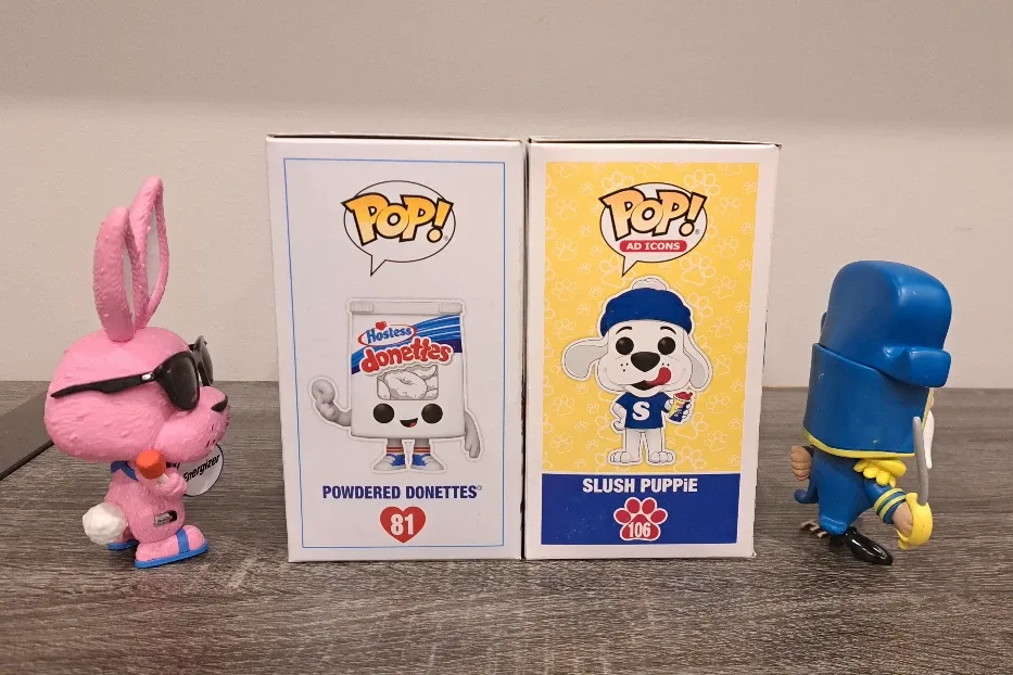 🥤 Slush Puppies 🍩 Powdered Donettes 🐰 Energizer 🥣 Cap'n Crunch image indicator(4)