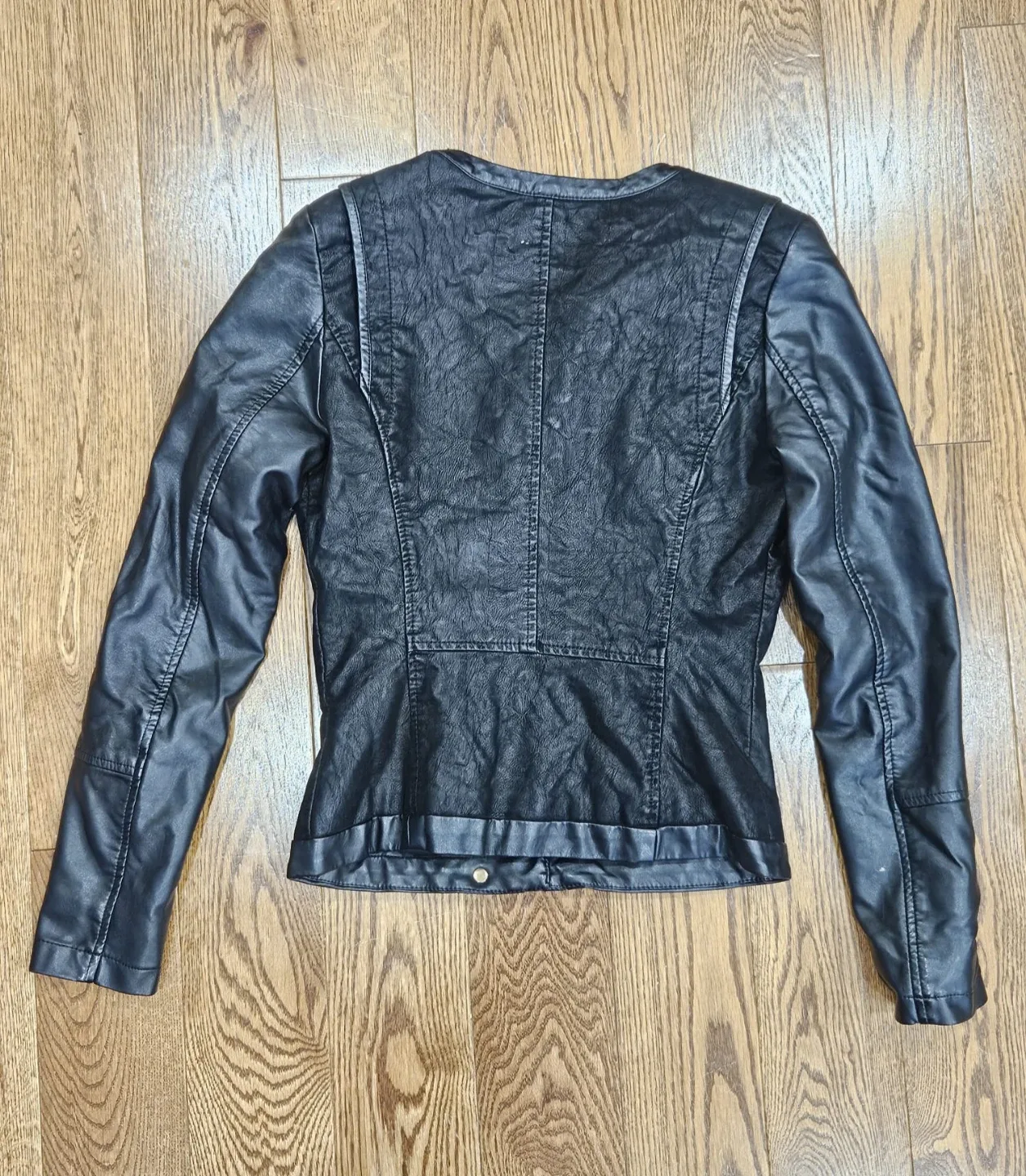 Black Leather Jacket - AO SHA - M image indicator(3)