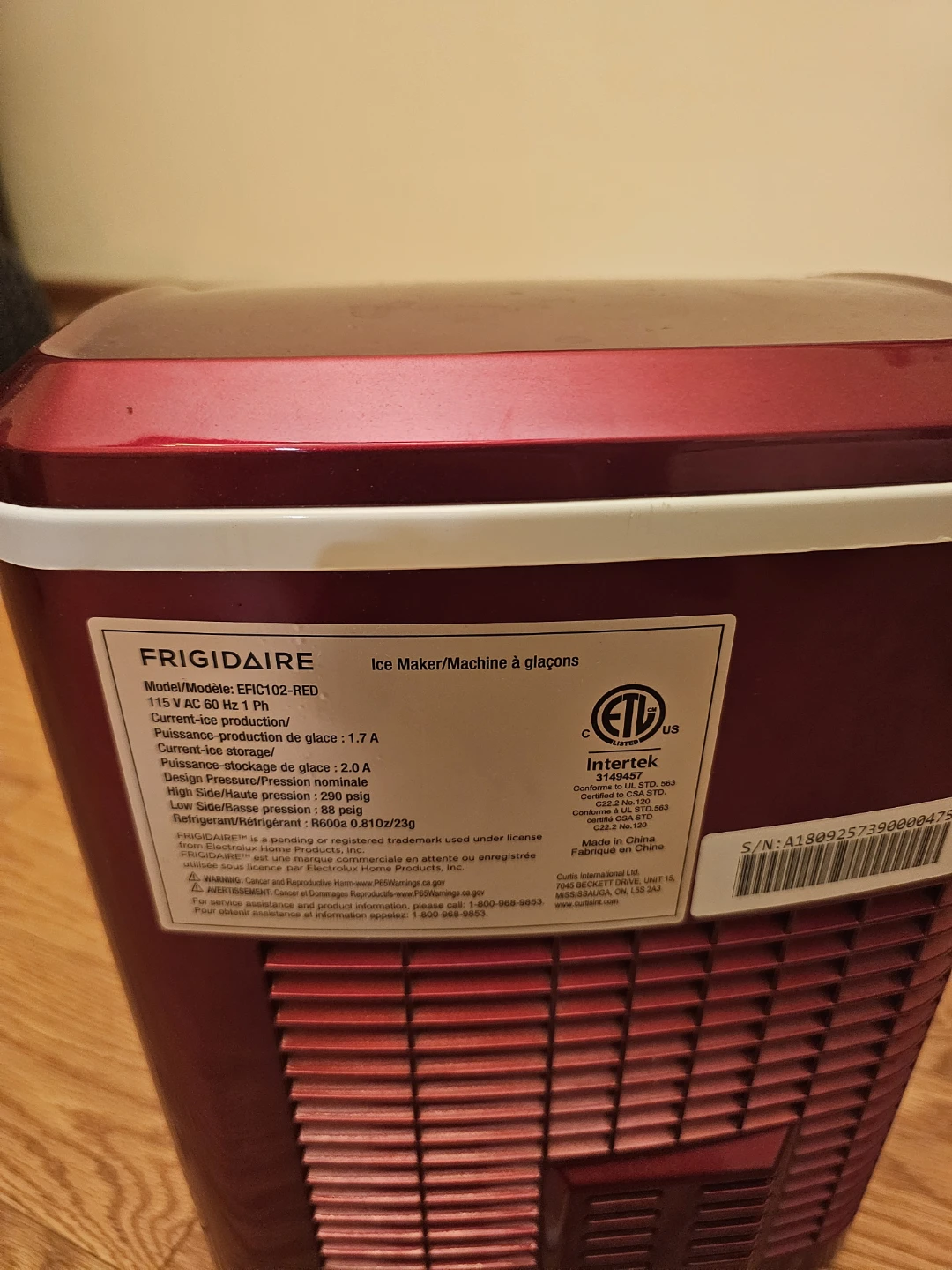 Frigidaire EFIC102-RED Ice Maker - photo 2