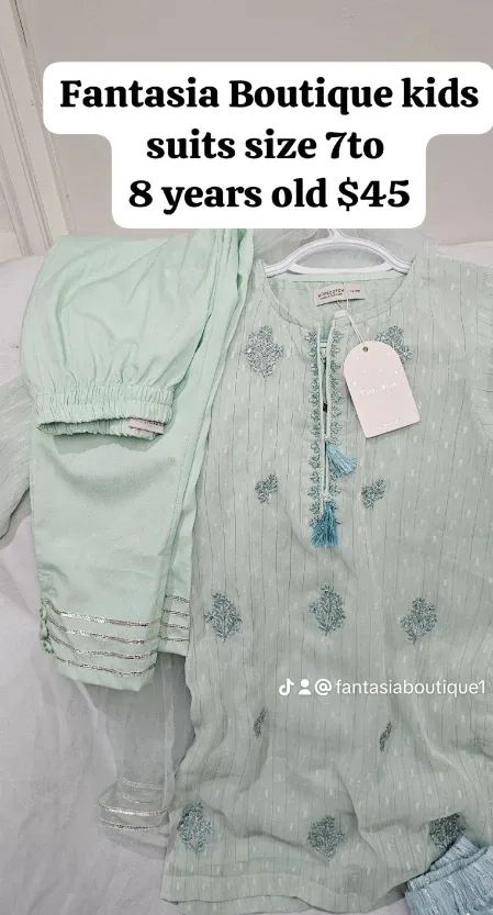 Fantasia Boutique Kids Fancy Suit - Size 26 image indicator(9)