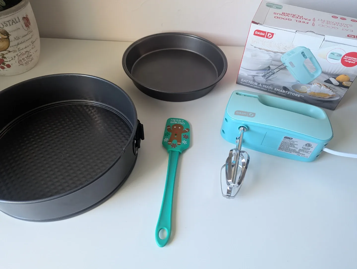 Perfect little set for your home baking adventures! 🧁💖 image indicator(2)