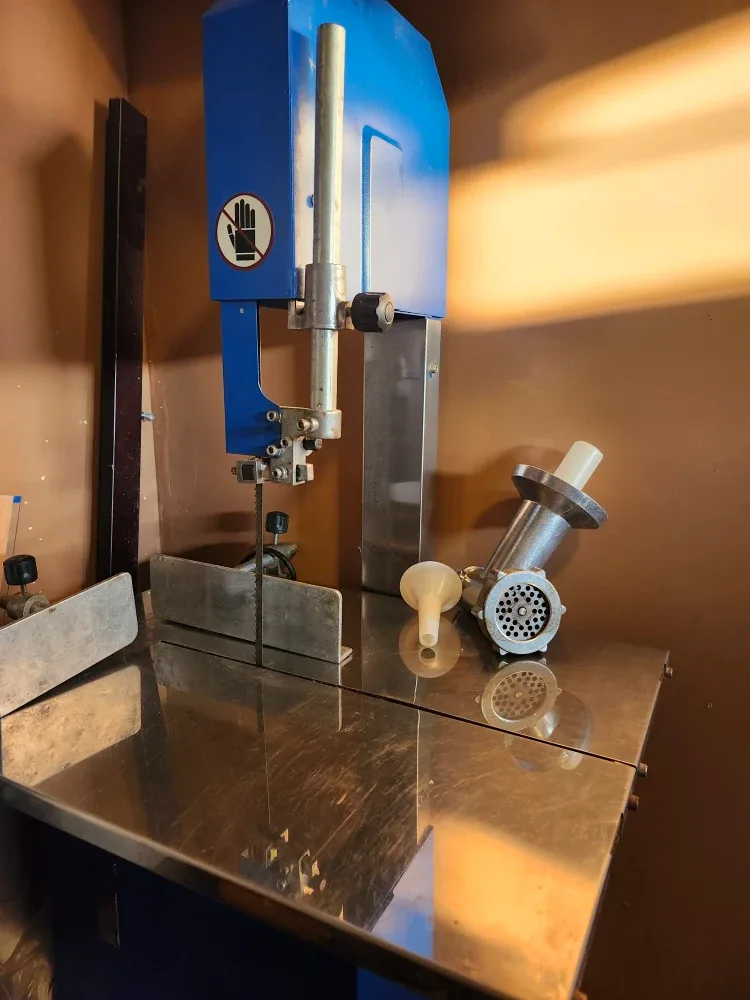 Commercial Meat Band Saw & Grinder image indicator(2)