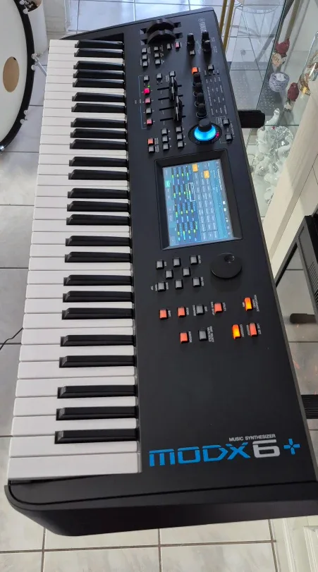 Yamaha MODX6+ Music Synthesizer image indicator(4)