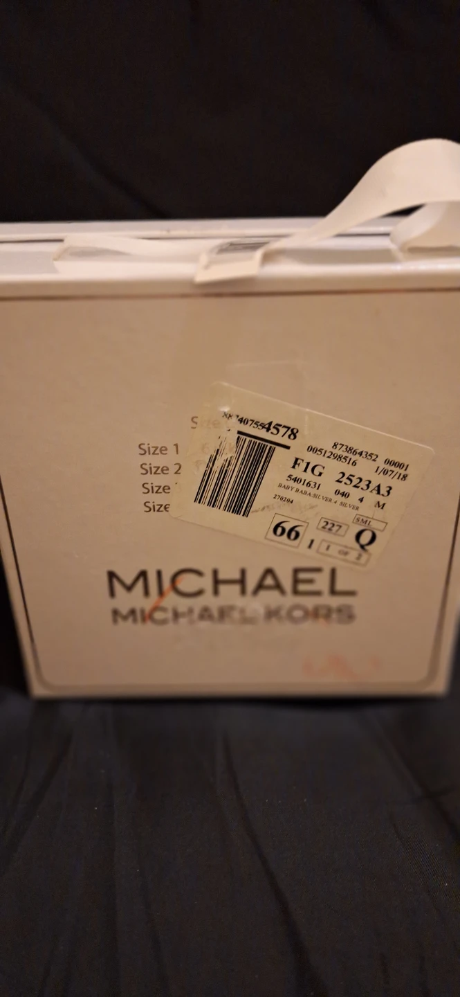 New Michael Kors Baby Booties - Size 4 - photo 3