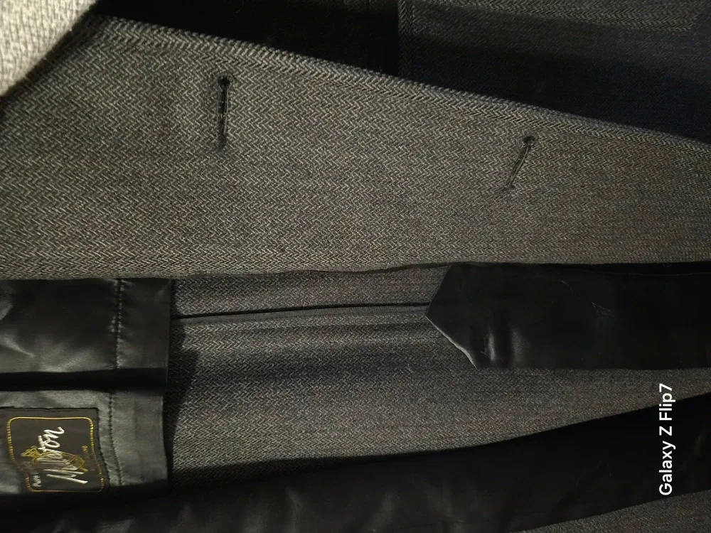 Midleton Irish Pure Worsted Wool Overcoat image indicator(6)