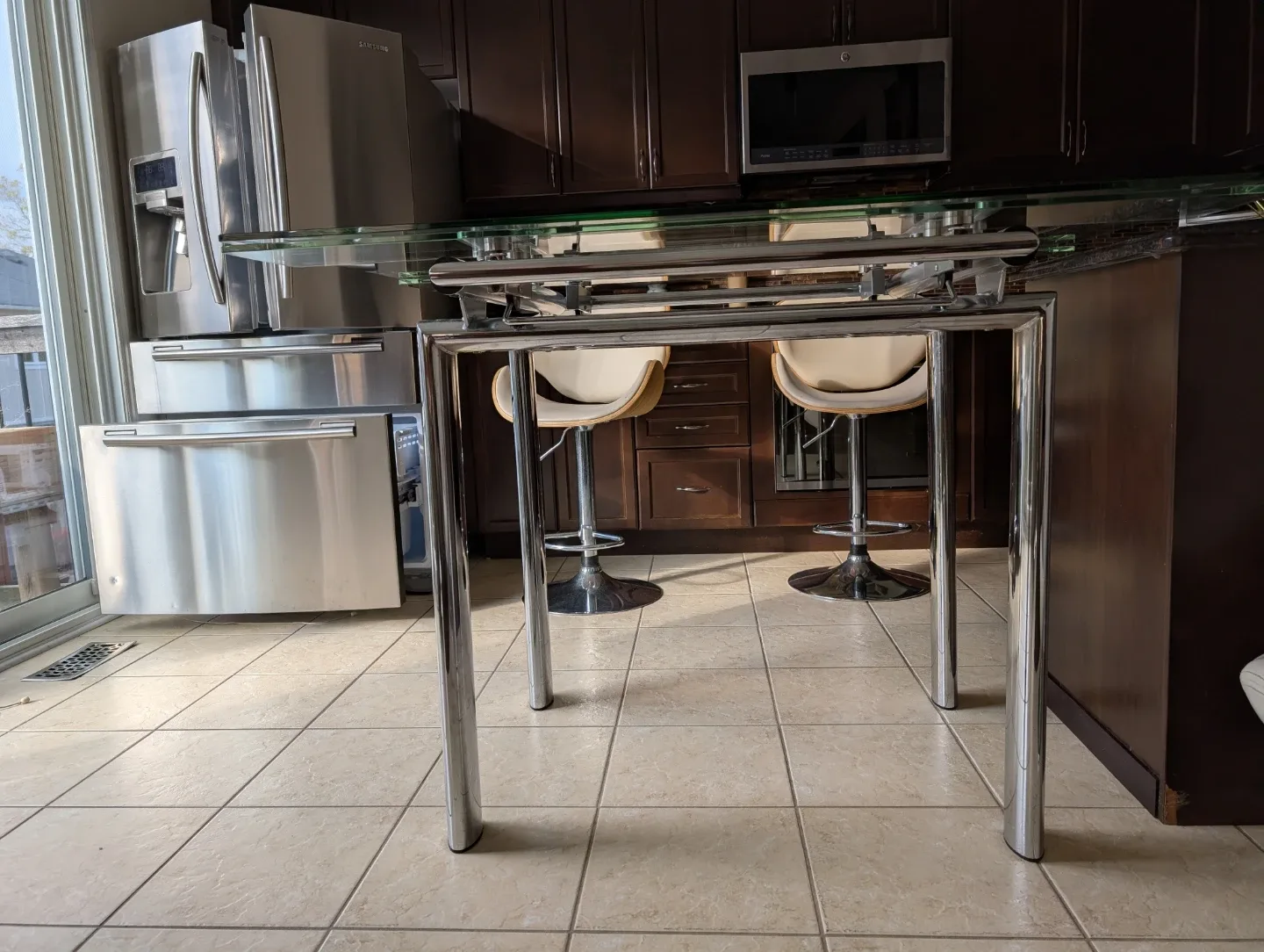 Glass Top Dining Table with Chrome Legs image indicator(8)