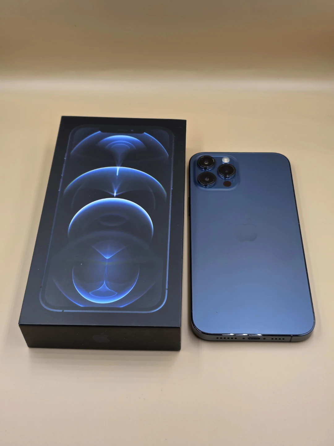 Apple iPhone 12 Pro, Pacific Blue, Box Included
