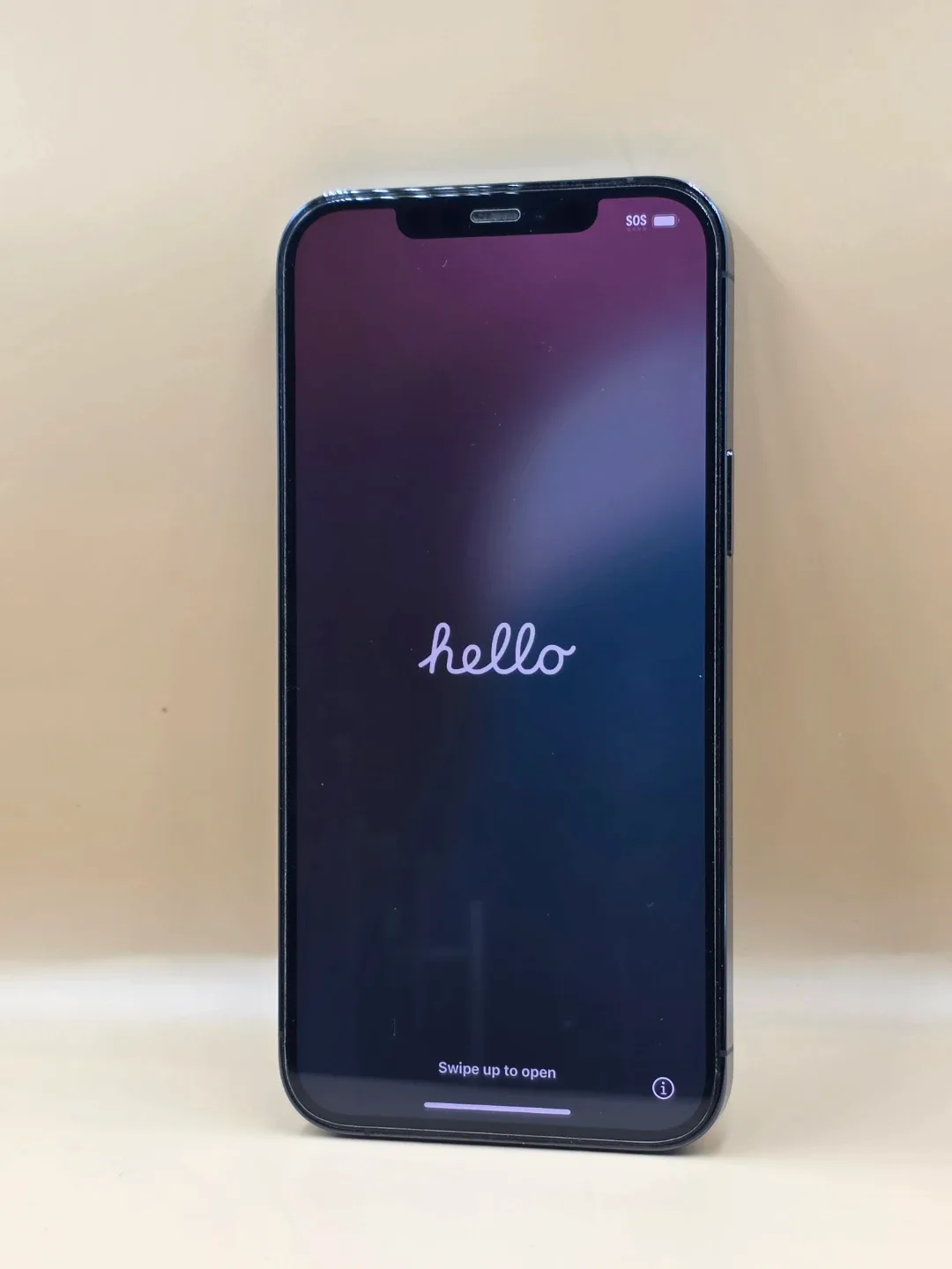 Apple iPhone 12 Pro, Pacific Blue, Box Included image indicator(2)