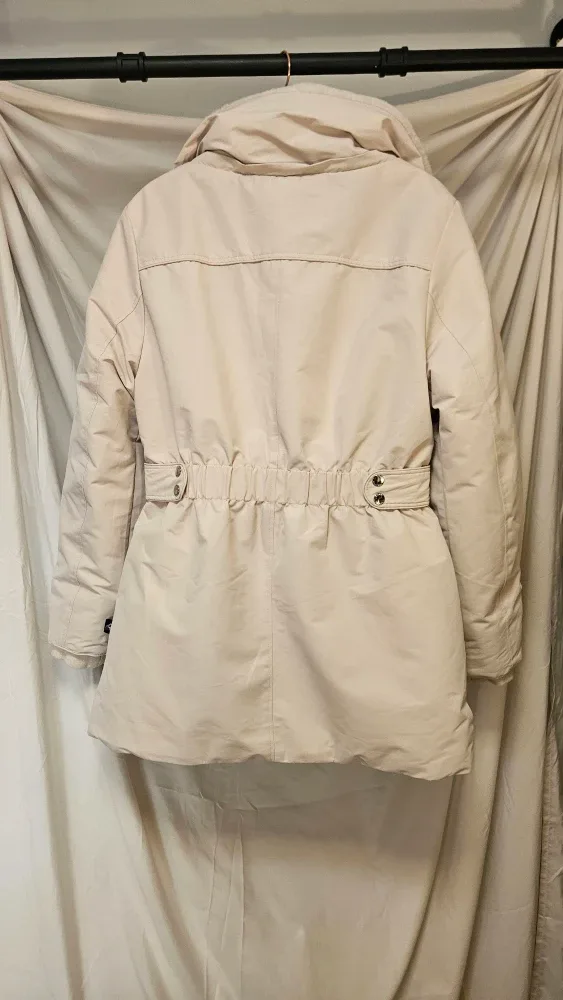 Winter Coat - Size XL image indicator(2)