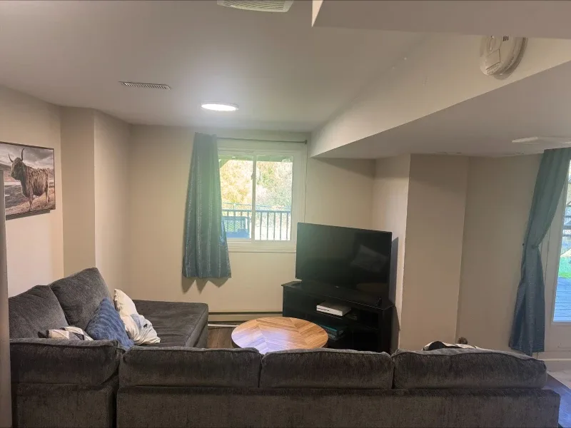 2 bedroom ravin view basment image indicator(4)